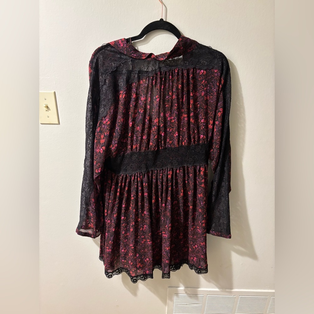 Free People Dress with lace - Picture 2 of 2